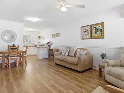 2/101 Simpson Avenue, Rockingham WA 6168