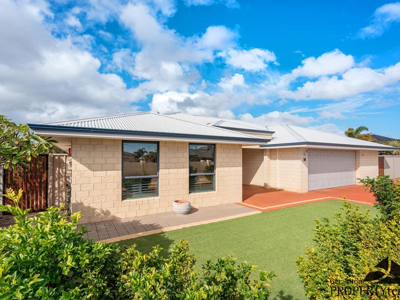 61 Honeysuckle Boulevard, Woorree