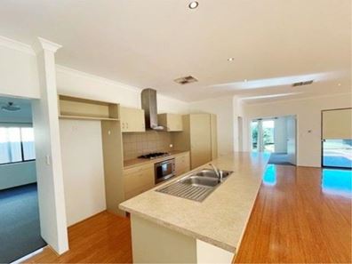 300 Lyon Road, Aubin Grove WA 6164