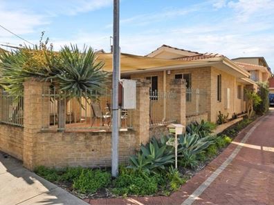 1/10 Stamford Street, Leederville WA 6007