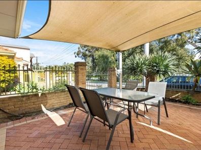 1/10 Stamford Street, Leederville WA 6007
