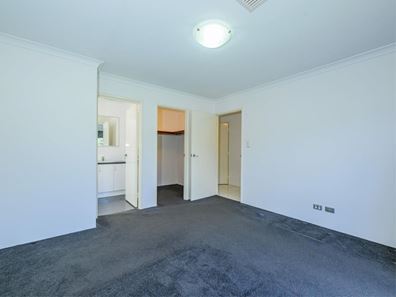 16 Elkhorn Avenue, Southern River WA 6110