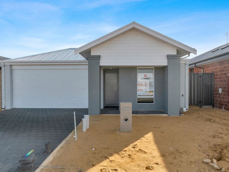 5 Gustnado Road, Baldivis WA 6171