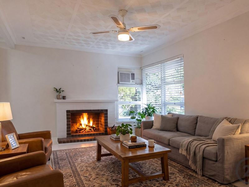 9 Yanget Street, Mandurah WA 6210