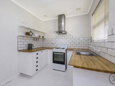 9 Yanget Street, Mandurah WA 6210