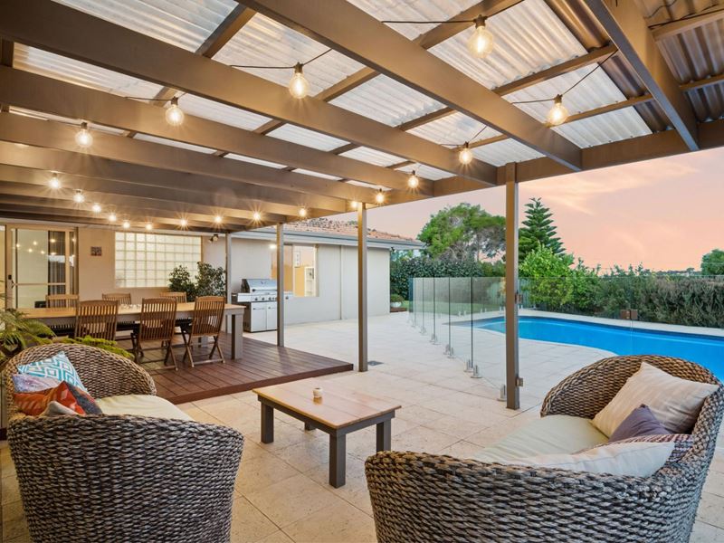 32 Minerva Way, Carine WA 6020