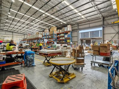 10 Hazelhurst St, Kewdale WA 6105