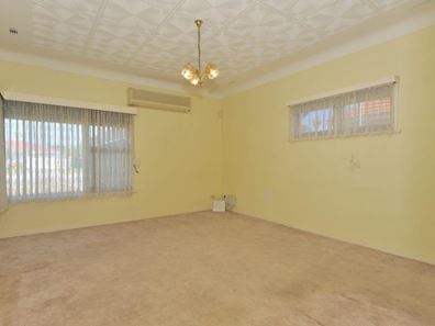 52 Peel St, Mandurah WA 6210