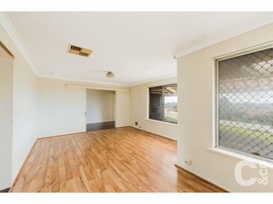 23 Steward Way, Orelia WA 6167
