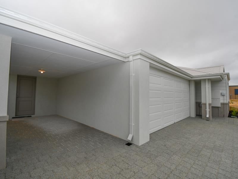 18B Westport Street, Madora Bay WA 6210