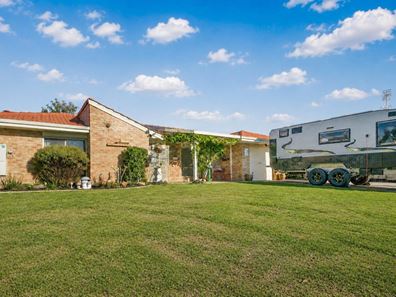 7 Baltic Mews, Waikiki WA 6169