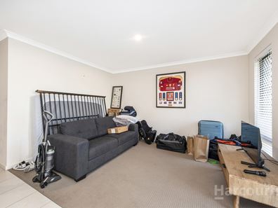 310 Peelwood Parade, Halls Head WA 6210