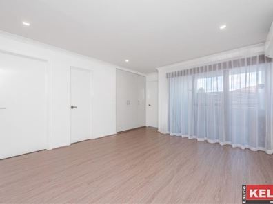 4/5 Parkview Parade, Redcliffe WA 6104