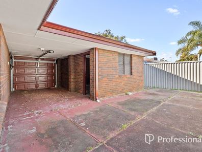 11 Chifley Place, Huntingdale WA 6110