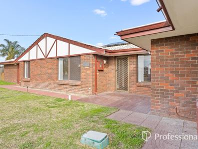 11 Chifley Place, Huntingdale WA 6110