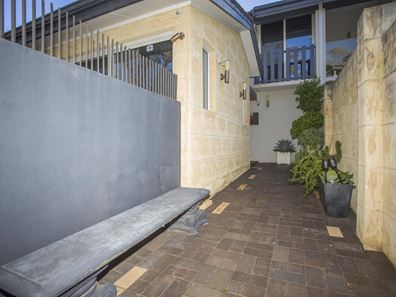 1/5 Strickland Street, South Perth WA 6151