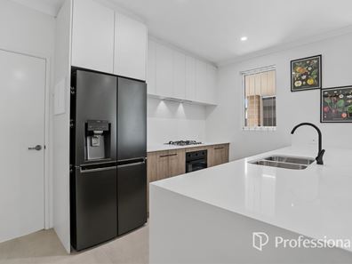 4 Pope Lane, Midvale WA 6056