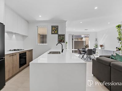 4 Pope Lane, Midvale WA 6056