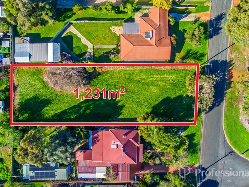 26 McLarty Street, Waroona WA 6215