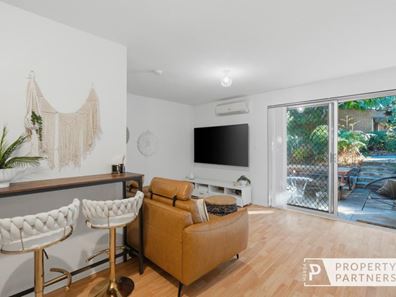 7/134 Deanmore Road, Scarborough WA 6019