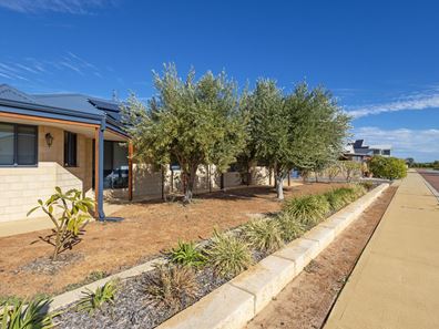 30 Bettong Avenue, Jurien Bay WA 6516