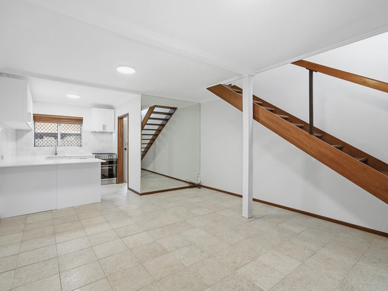 5/321 Harborne Street, Glendalough WA 6016