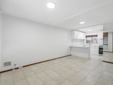 5/321 Harborne Street, Glendalough WA 6016