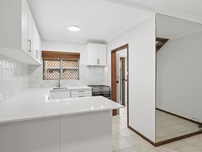 5/321 Harborne Street, Glendalough WA 6016