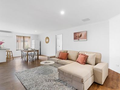 Room/6  12 Kumarina Drive, Secret Harbour WA 6173