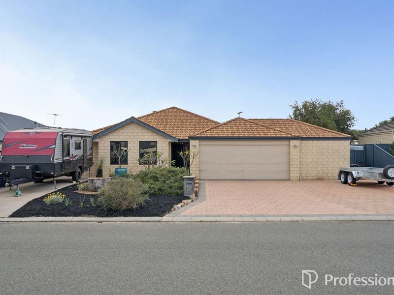 12 Vanilla Bend, Byford