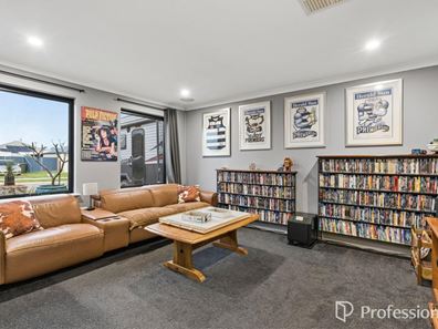 12 Vanilla Bend, Byford WA 6122
