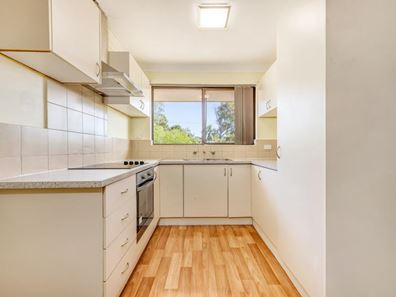 60 Chadstone Road, Craigie WA 6025