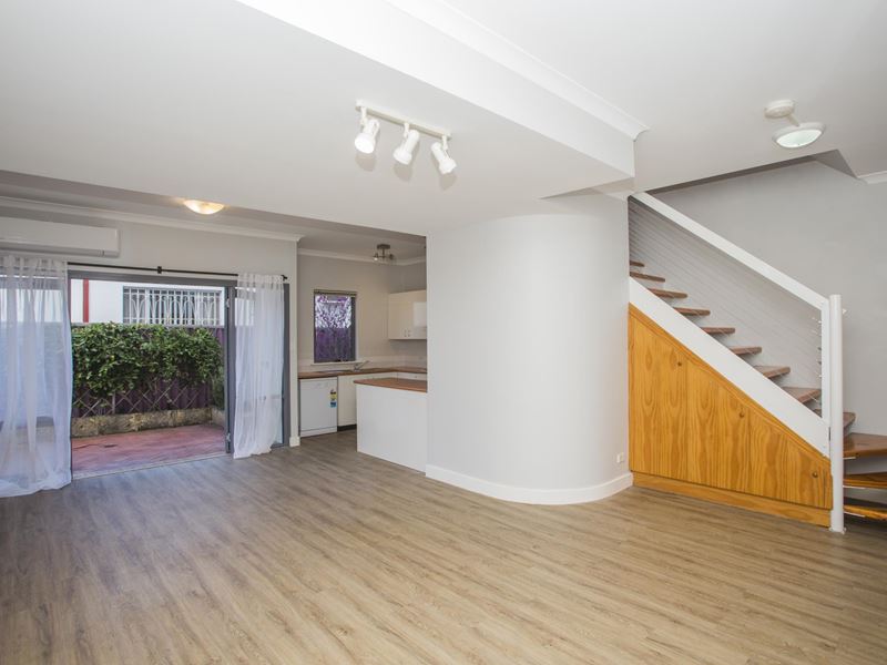 2/122 Carr Street, West Perth WA 6005