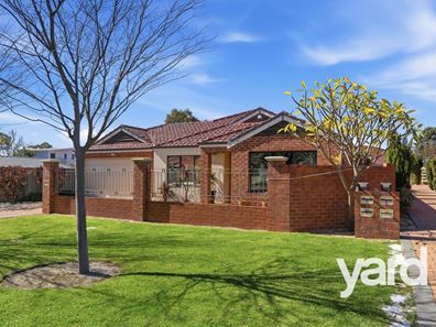 1/114-116 Moreing Road, Attadale WA 6156