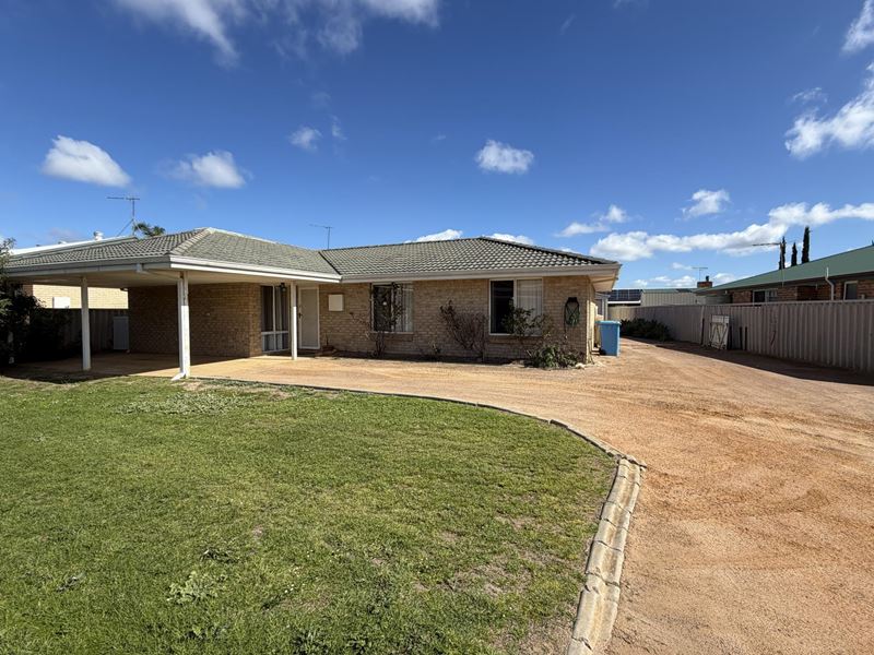 27 Easton Road, Castletown WA 6450