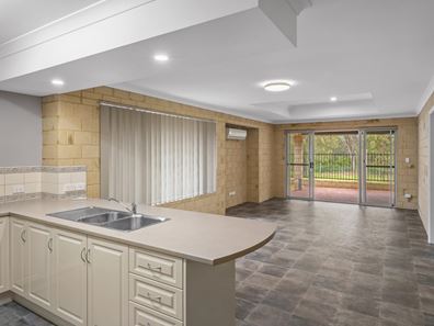 12/68 Carey Street, Busselton WA 6280