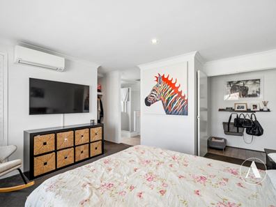 14 Liscombe Crescent, Harrisdale WA 6112