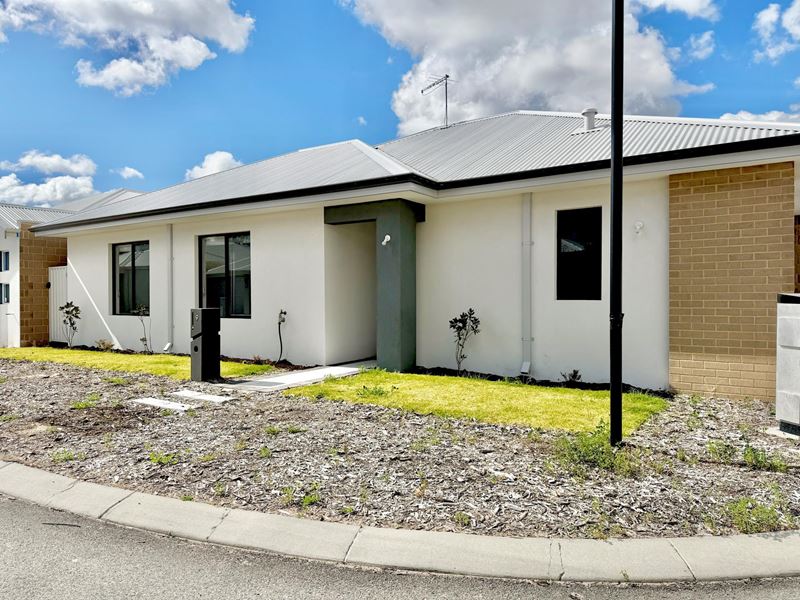 9 Daybreak Loop, Canning Vale WA 6155