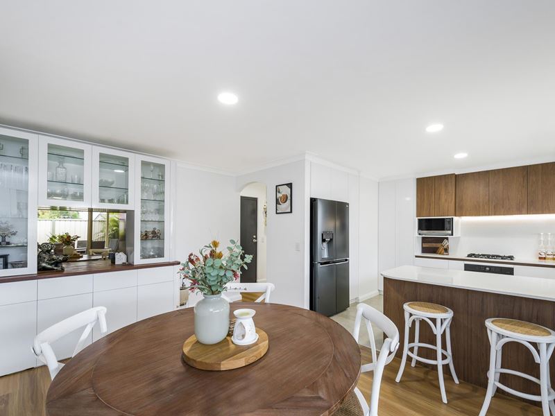 2 Shrike Garden, Ballajura WA 6066