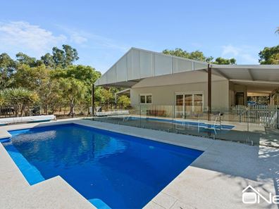 17 Limousin Place, Oakford WA 6121