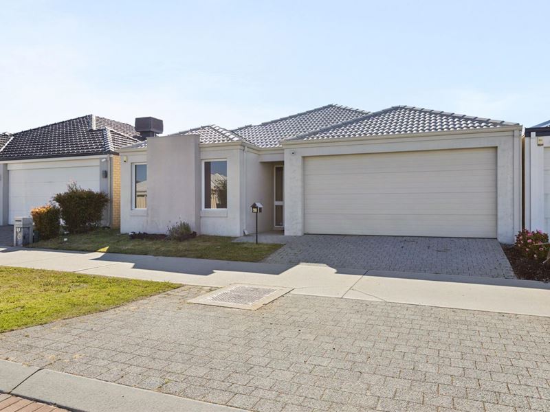 61 Redington Drive, Butler WA 6036