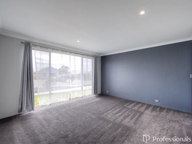 65 Parktree Avenue, Yanchep WA 6035