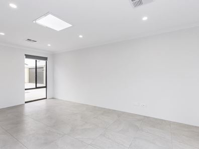 13C Crimea Street, Morley WA 6062