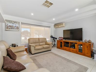 12 Corinth Lane, Gnangara WA 6077