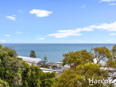 11 Cowper Road, Sorrento WA 6020