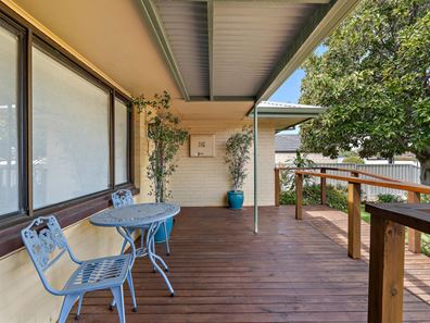 116 Cordelia Avenue, Coolbellup WA 6163
