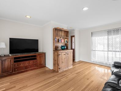 8 Gillam Way, Beechboro WA 6063
