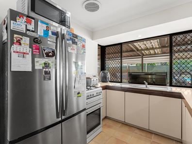 8 Gillam Way, Beechboro WA 6063