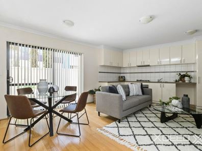 4/6 Leeder Street, Glendalough WA 6016