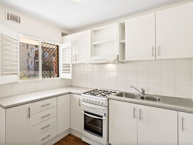 3/59 Tenth Avenue, Inglewood WA 6052